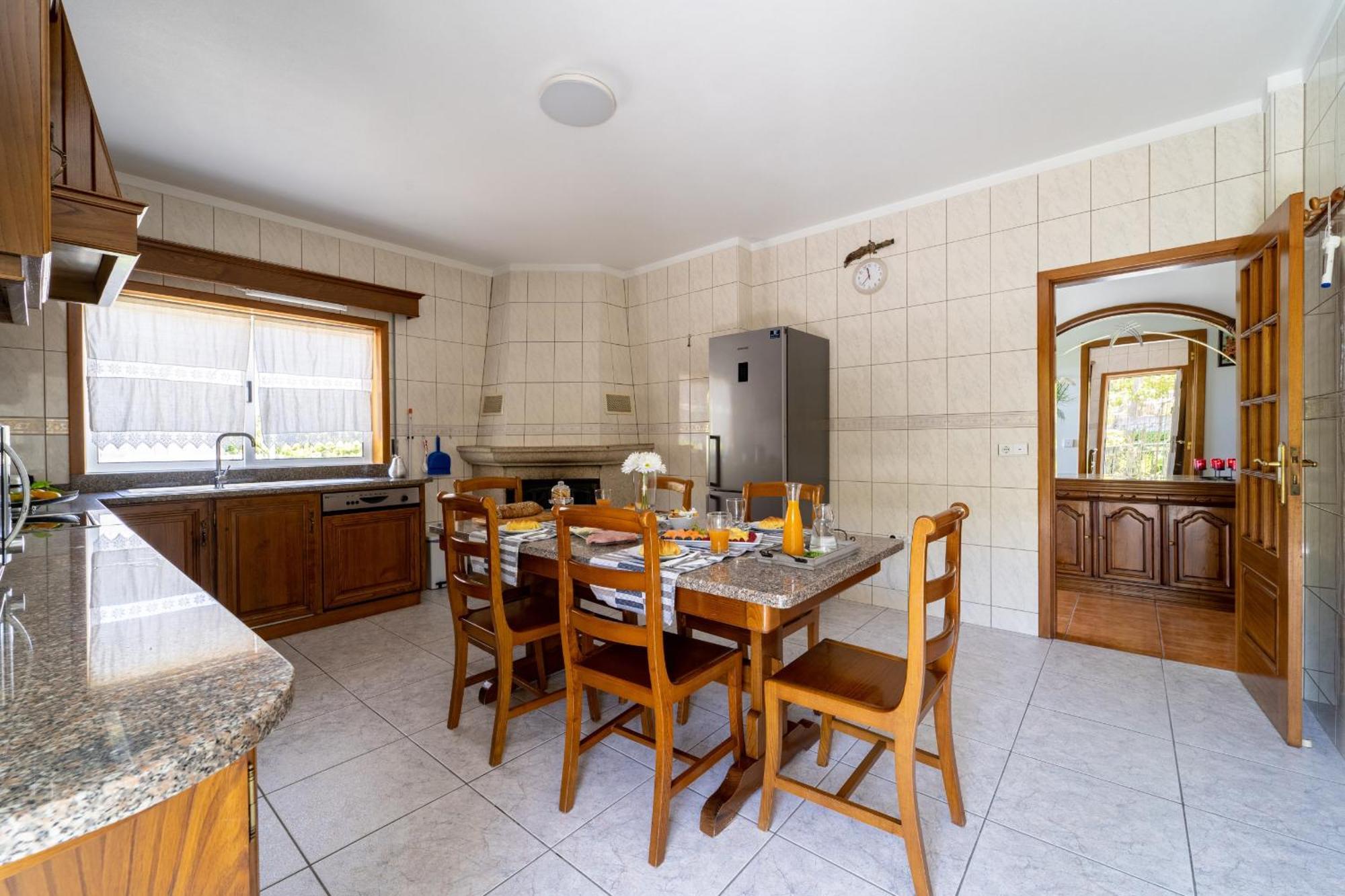 Gondomar Guimaraes - Moradia V3 Com Piscina Natural By House And People 외부 사진