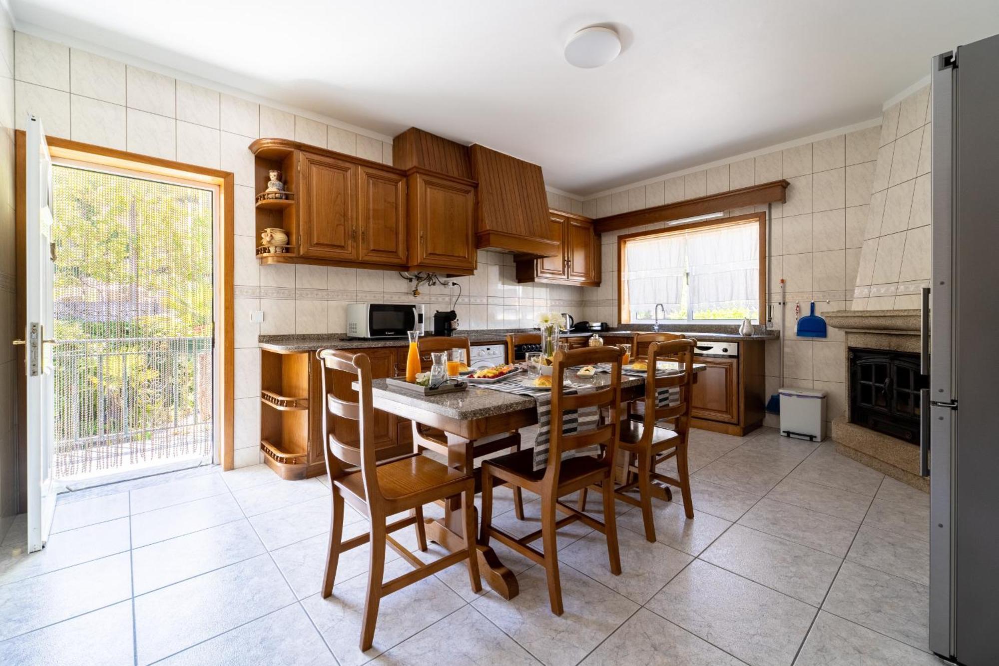 Gondomar Guimaraes - Moradia V3 Com Piscina Natural By House And People 외부 사진